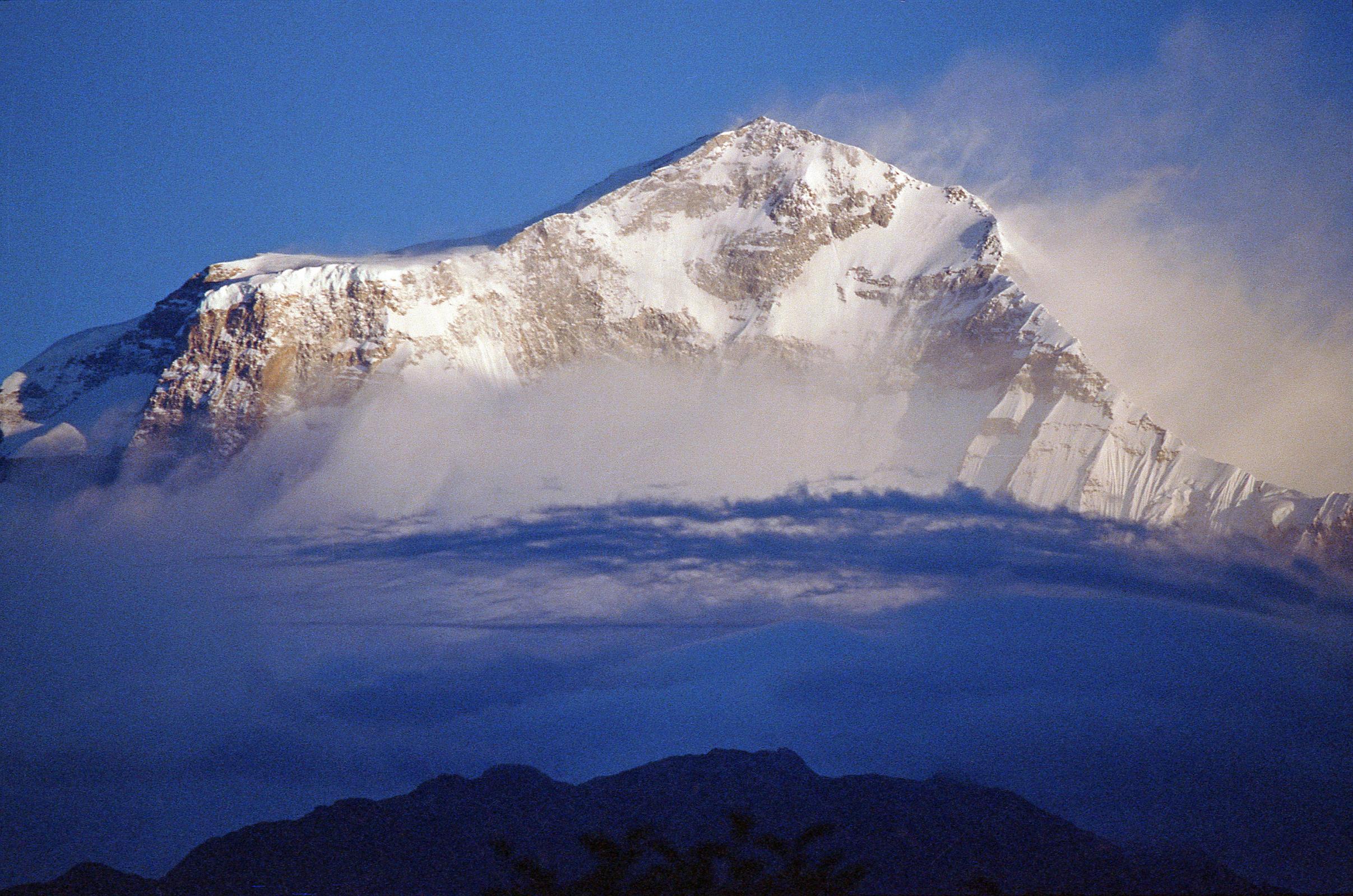 602 Dhaulagiri Sunrise Close Up From Chitre 